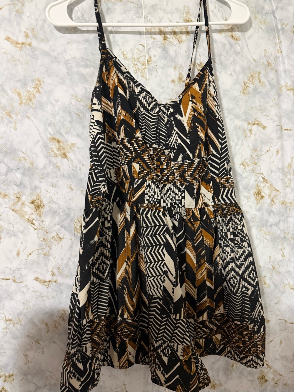 Sleeveless V-Neck Tribal short wit in Black, Cream & Brown